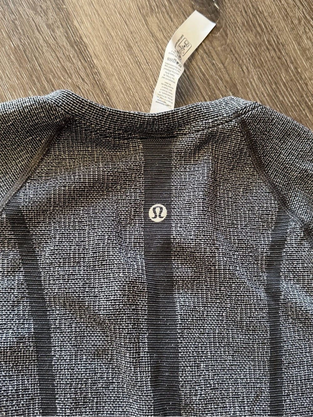 lululemon athletica Gray Seamless Long-Sleeve Performance Top - Picture 8 of 10